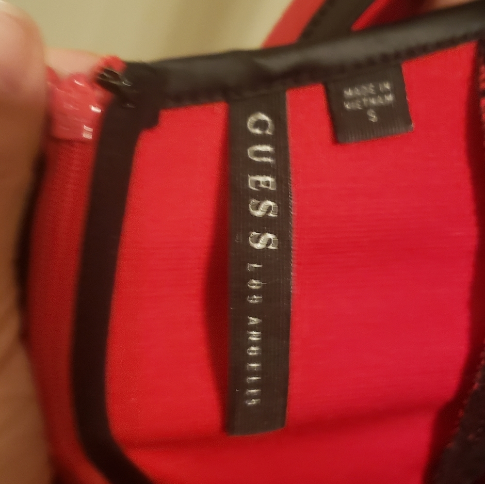 Guess Top - Picture 4 of 4